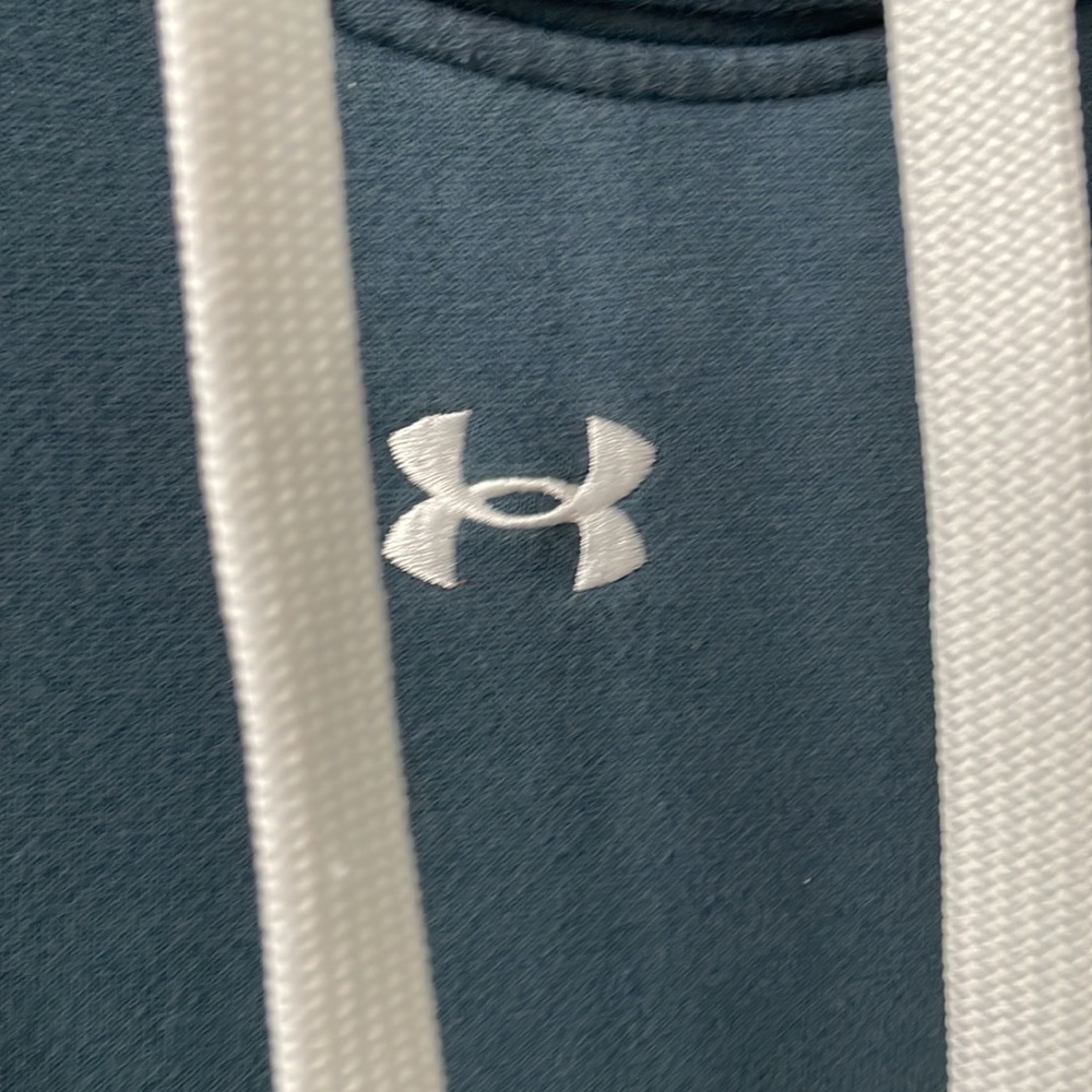 🎉SOLD🎉 Blue under armour sweatshirt - Picture 2 of 3